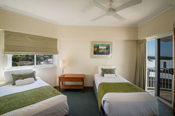 Coolum Seaside - Accommodation QLD 8