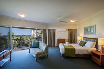 Coolum Seaside - Accommodation QLD 9
