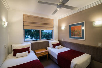 Coolum Seaside - Accommodation QLD 32