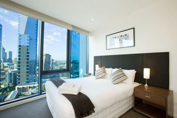 Melbourne Short Stay Apartment At SouthbankOne - Accommodation QLD 4