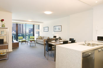 Melbourne Short Stay Apartment At SouthbankOne - Accommodation QLD 12