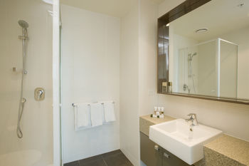 Melbourne Short Stay Apartment At SouthbankOne - Accommodation QLD 13