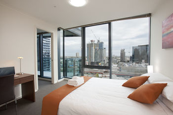 Melbourne Short Stay Apartment At SouthbankOne - Accommodation QLD 19