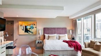 Art Series-The Blackman - Accommodation QLD 24