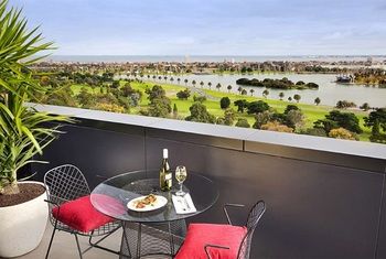 Art Series-The Blackman - Accommodation QLD 34