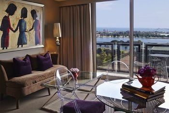 Art Series-The Blackman - Accommodation QLD 35