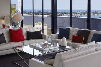 Art Series-The Blackman - Accommodation QLD 37