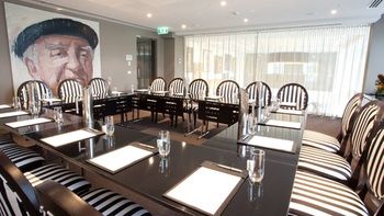 Art Series-The Blackman - Accommodation QLD 38