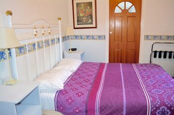 Georgian Court Bed & Breakfast - Accommodation QLD 0