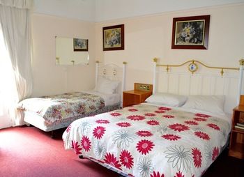 Georgian Court Bed & Breakfast - Accommodation QLD 27