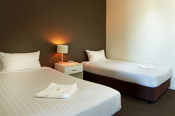 City Edge Serviced Apartments East Melbourne - Accommodation QLD 5