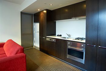 City Edge Serviced Apartments East Melbourne - Accommodation QLD 9