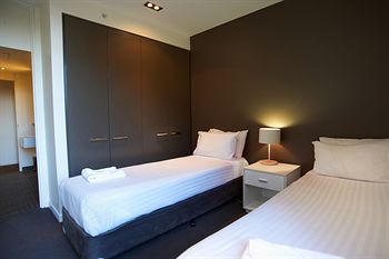 City Edge Serviced Apartments East Melbourne - Accommodation QLD 13