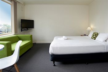 City Edge Serviced Apartments East Melbourne - Accommodation QLD 22
