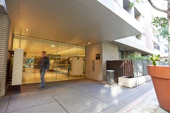 City Edge Serviced Apartments East Melbourne - Accommodation QLD 26