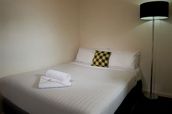 City Edge Serviced Apartments East Melbourne - Accommodation QLD 38