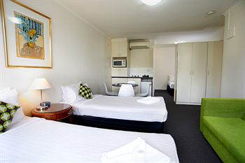 City Edge Serviced Apartments East Melbourne - Accommodation QLD 39