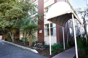 City Edge Serviced Apartments East Melbourne - Accommodation QLD 42