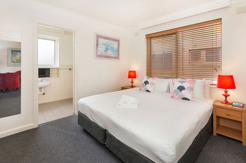 City Edge Serviced Apartments East Melbourne - Accommodation QLD 54