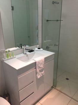 Hiigh Apartments - Accommodation QLD 17