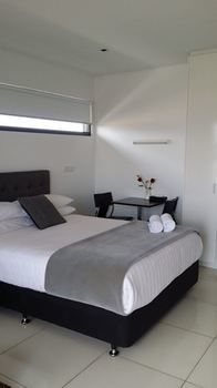 Hiigh Apartments - Accommodation QLD 33