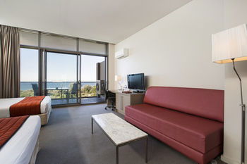 Quality Hotel Sands - Accommodation QLD 1
