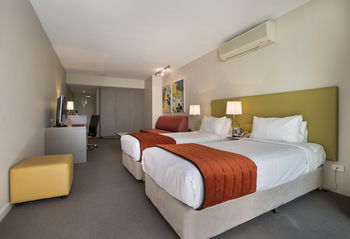 Quality Hotel Sands - Accommodation QLD 14