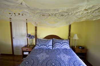 Bendles Cottages And Country Villas - Accommodation QLD 5