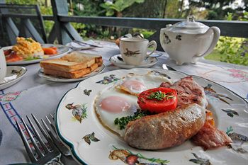 Bendles Cottages And Country Villas - Accommodation QLD 7