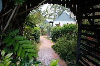 Bendles Cottages And Country Villas - Accommodation QLD 25