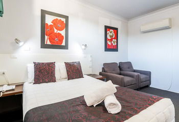 The Esplanade Motel - Formerly Eco-Inn Warners Bay - Accommodation QLD 12