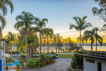 The Esplanade Motel - Formerly Eco-Inn Warners Bay - Accommodation QLD 16