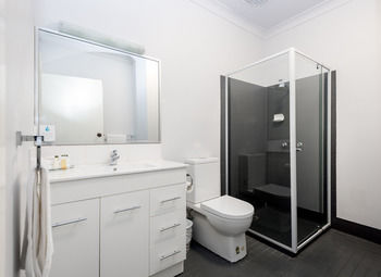 The Esplanade Motel - Formerly Eco-Inn Warners Bay - Accommodation QLD 28