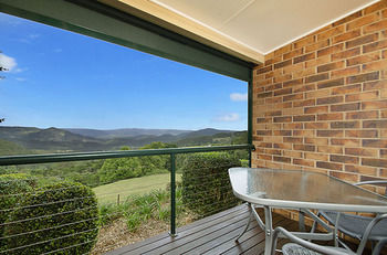 Artisan Spa Views - Accommodation QLD 6