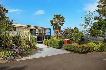 Artisan Spa Views - Accommodation QLD 9