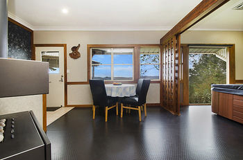 Artisan Spa Views - Accommodation QLD 12