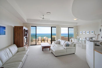 The Point Coolum - Accommodation QLD 42