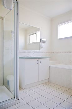 Lamplighter Motel - Accommodation QLD 16