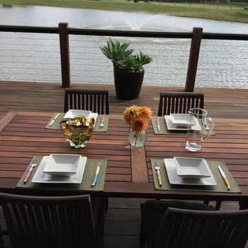 Lilies Luxury Retreats - Accommodation QLD 19