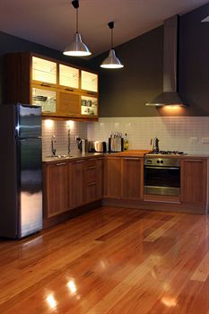 Lilies Luxury Retreats - Accommodation QLD 10