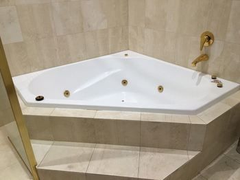 Kimberley Gardens Hotel & Serviced Apartments - Accommodation QLD 6