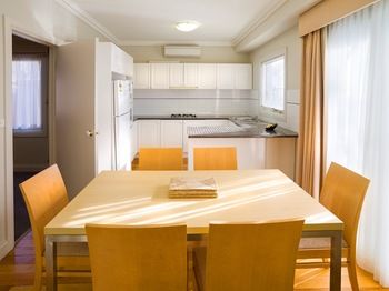 Kimberley Gardens Hotel & Serviced Apartments - Accommodation QLD 27