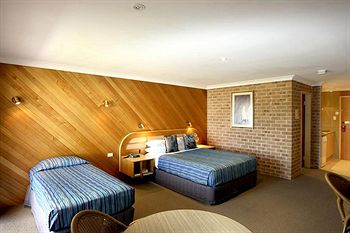 The Hermitage Motel - Accommodation QLD 35