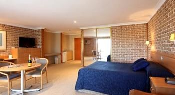 The Hermitage Motel - Accommodation QLD 39