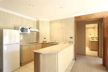 The Hermitage Motel - Accommodation QLD 33