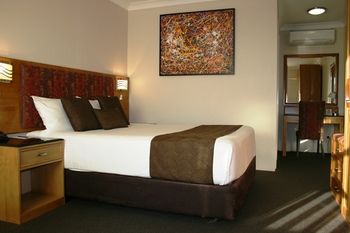 Noah's Mid City Motor Inn - Accommodation QLD 3