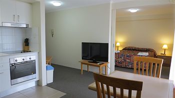 Waldorf Wahroonga Residential - Accommodation QLD 7