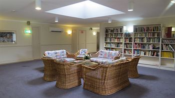 Waldorf Wahroonga Residential - Accommodation QLD 13