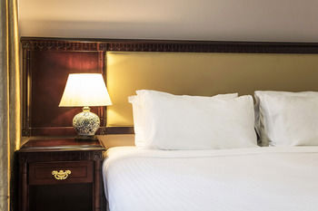 BreakFree On Clarence - Accommodation QLD 7