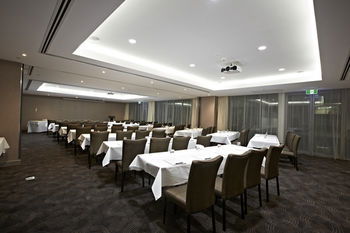 Best Western Premier Hotel 115 Kew - Accommodation QLD 1